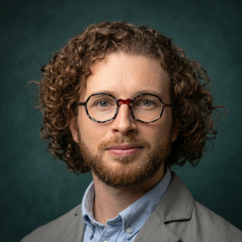 PaweÅ CzyÅ¼ak, PhD